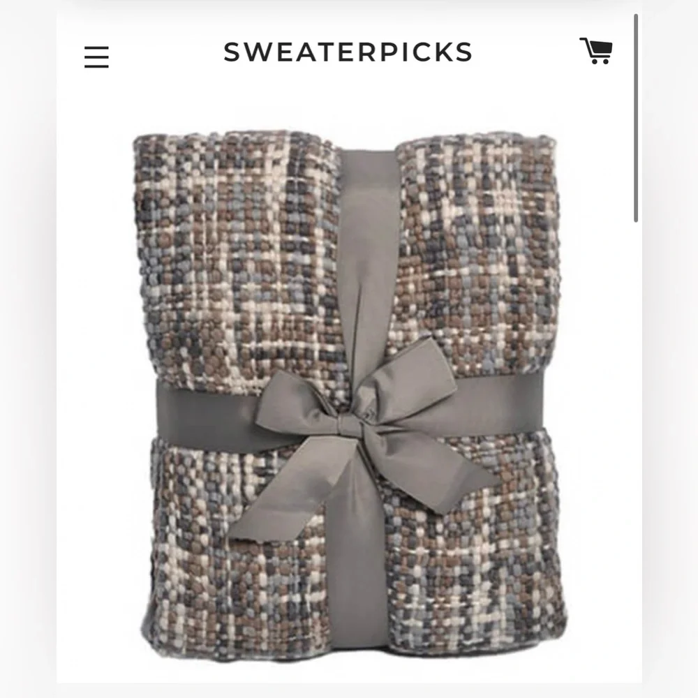 NWT Gorgeous Marled Knit Cotton Throw Blanket